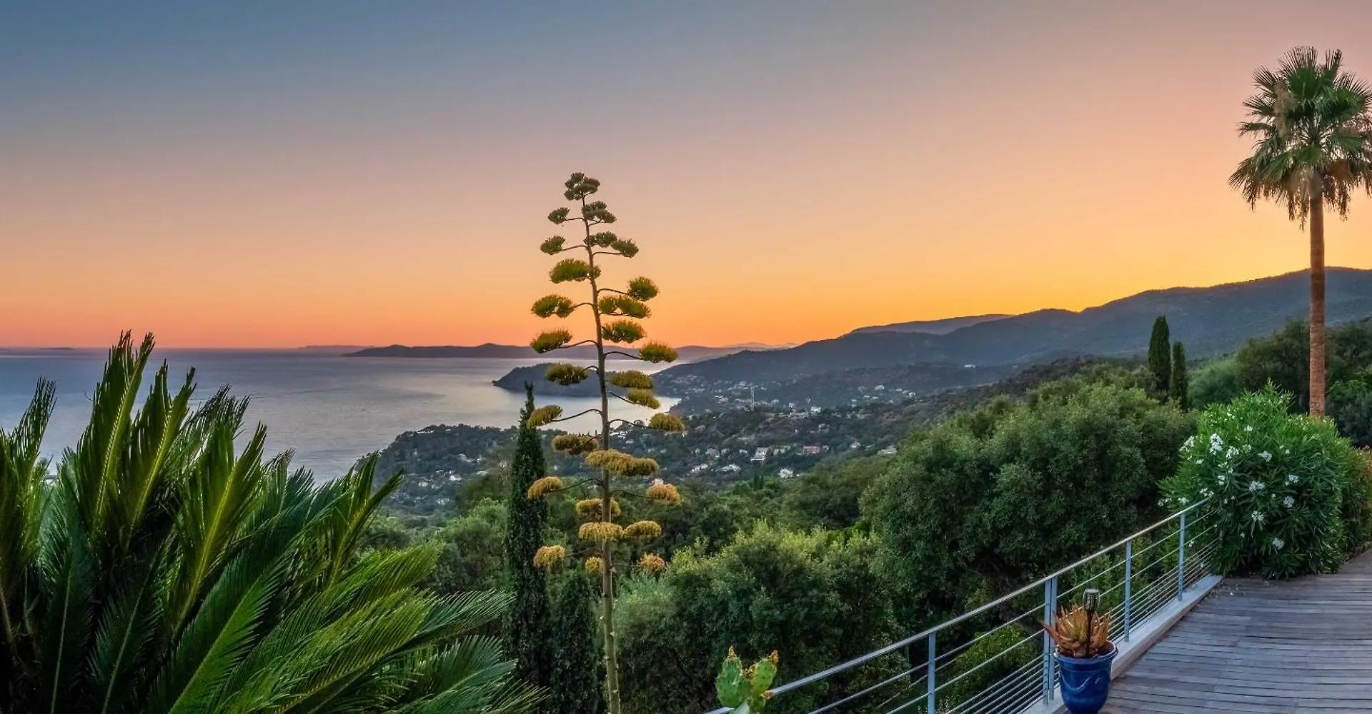 Vistazur Luxueux Appartement Avec Terrasse Et Piscine Le Le Rayol-Canadel-sur-Mer Frankrig
